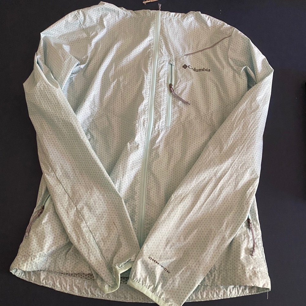 Columbia windbraker
